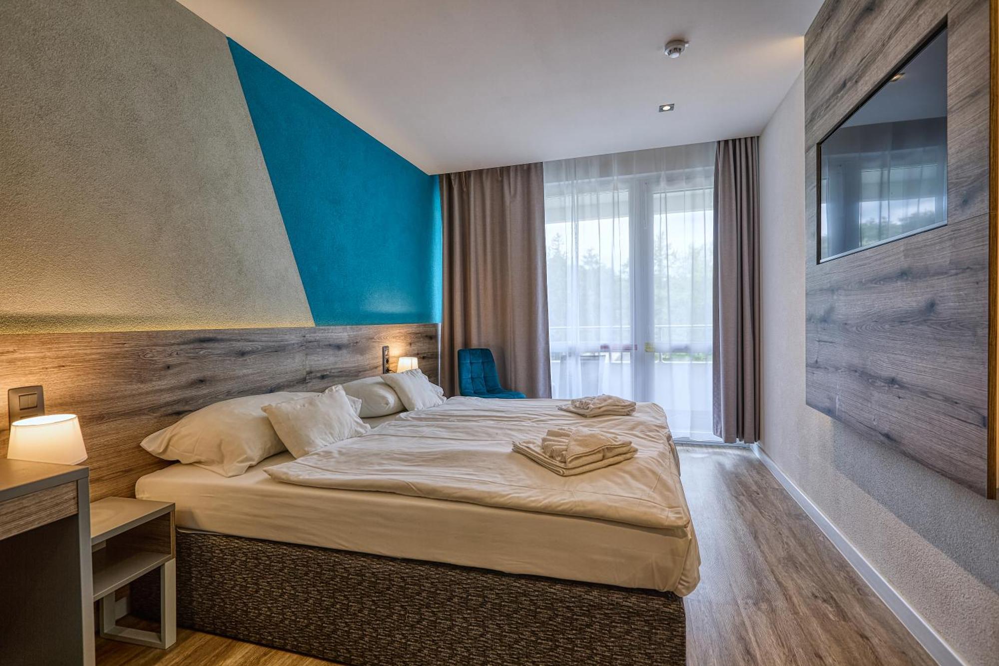 Hotel Szieszta Sopron Exterior foto